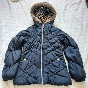 Weather Tamer Girls Black quilted puffer jacket Medium 10/12 Winter Warm